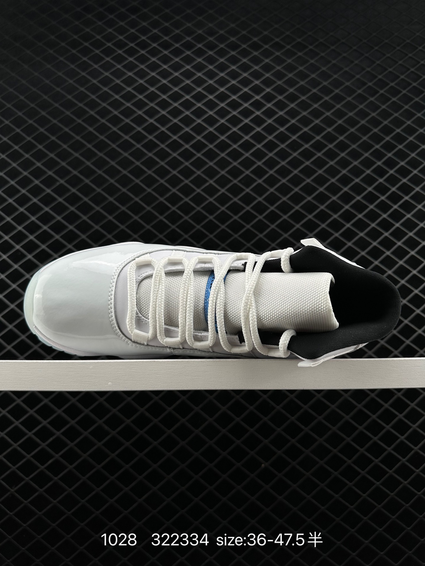 Air Jordan 11 Retro Low 